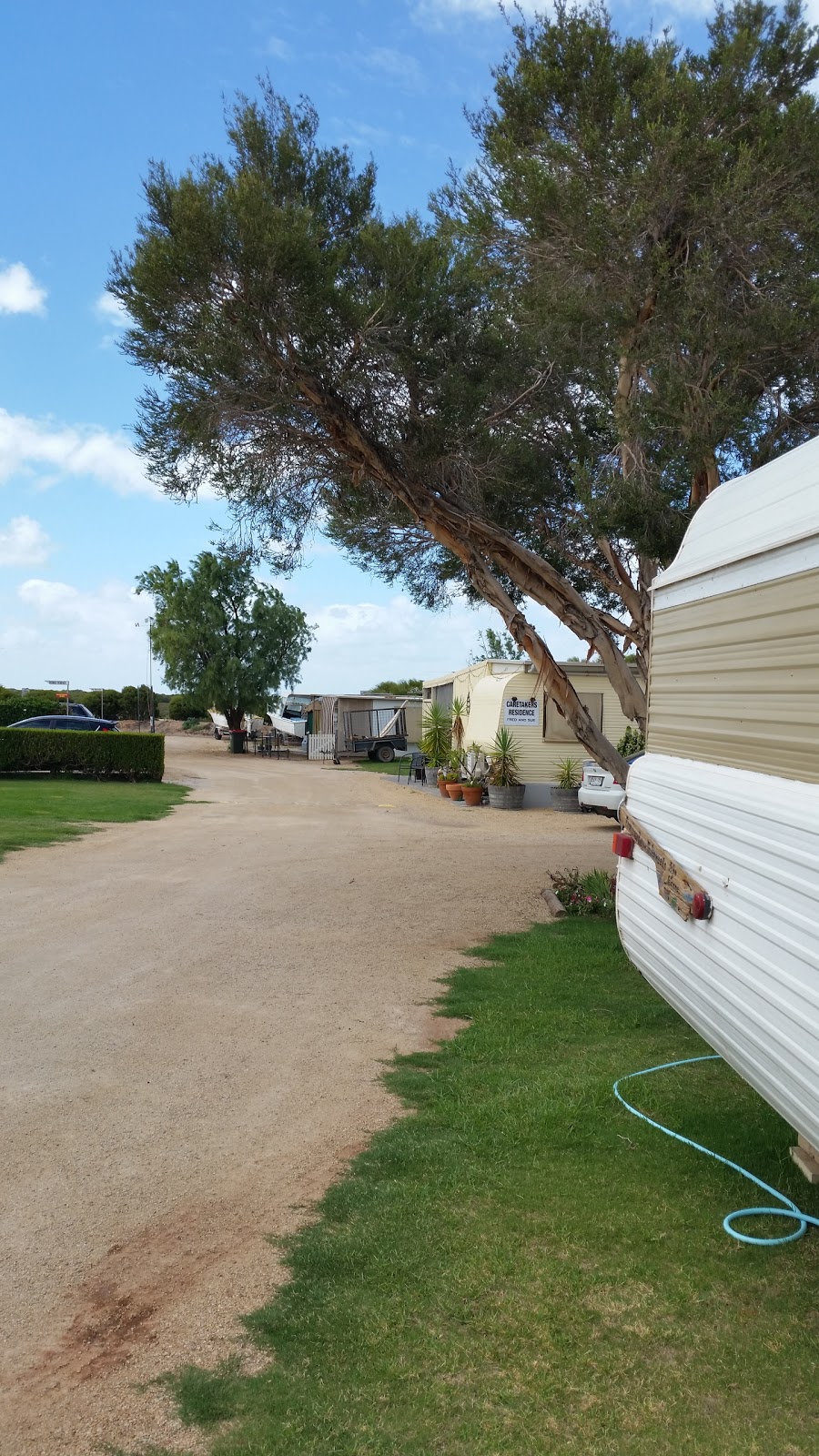 Price Caravan Park | rv park | 14 Fowler Terrace, Price SA 5570, Australia | 0888376311 OR +61 8 8837 6311