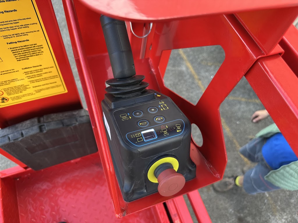 Masterlift | 103-109 Quarry Rd, South Murwillumbah NSW 2484, Australia | Phone: 1300 606 775