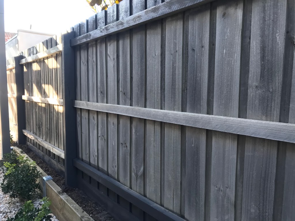 Fence Painting Melbourne | 82 Ormond Rd, Clayton VIC 3168, Australia | Phone: 0416 118 050