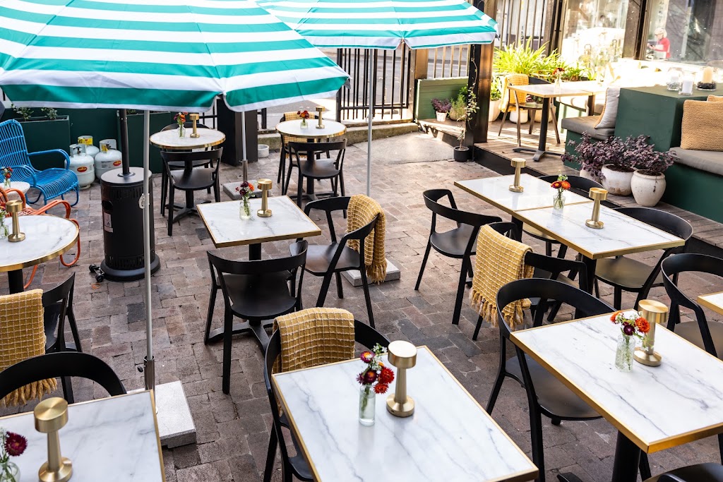 Hamilton Restaurant + Bar | 11 Roslyn St, Potts Point NSW 2011, Australia | Phone: 0422 390 553