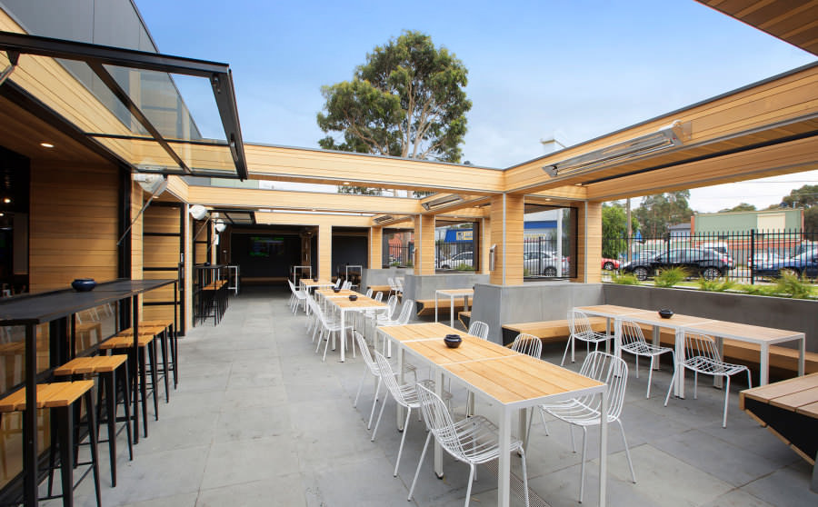 Pascoe Vale Hotel | 12 Railway Parade, Pascoe Vale VIC 3044, Australia | Phone: (03) 9375 9800