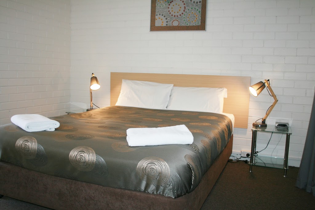 The Plains Motor Inn | 111 Conadilly St, Gunnedah NSW 2380, Australia | Phone: (02) 6742 2511