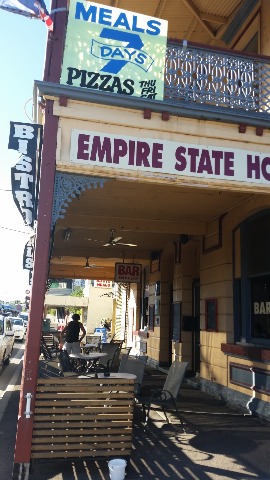 Empire State Hotel | restaurant | 91 Brooke St, Inglewood VIC 3517, Australia | 0354383050 OR +61 3 5438 3050