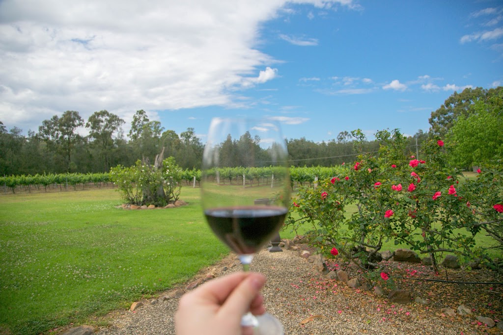Misty Glen Wines and Cottage Hunter Valley | 293 Deasys Rd, Pokolbin NSW 2320, Australia | Phone: (02) 4998 7781