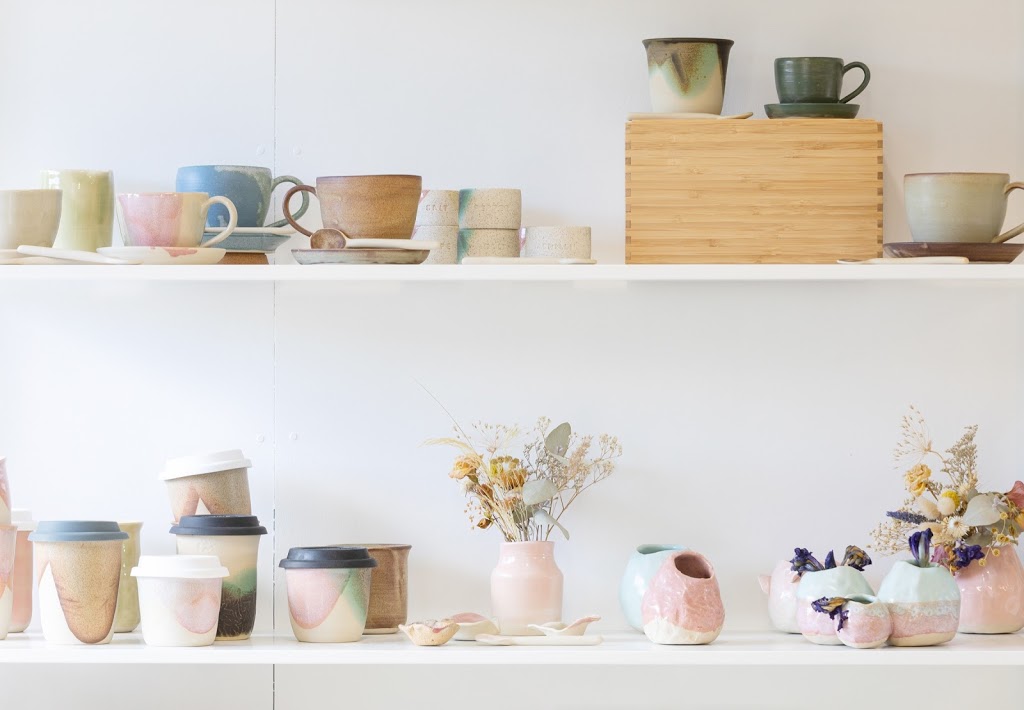 nicole is nicole ceramics | 19 Wild Orchid Ave, Aldinga Beach SA 5173, Australia | Phone: 0422 838 642