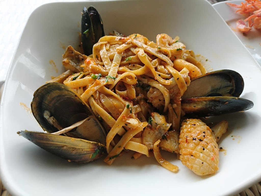 Waterfront Port Melbourne | 1 Station Pier, Port Melbourne VIC 3207, Australia | Phone: (03) 9676 9180