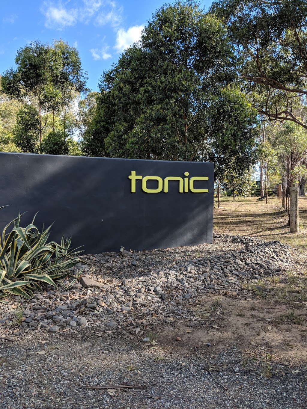 Tonic Hotel | 251 Talga Rd, Lovedale NSW 2320, Australia | Phone: 0439 999 821