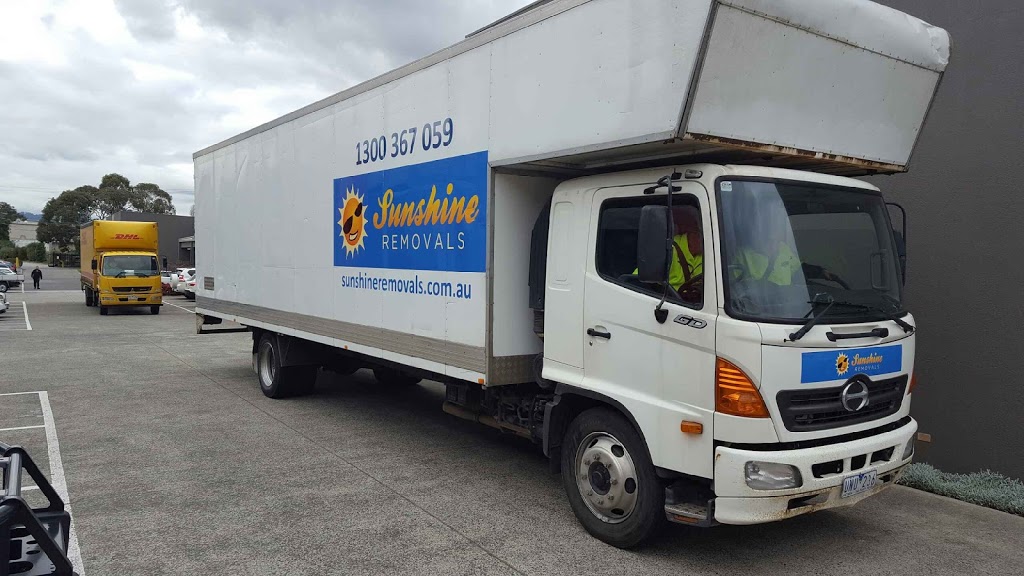 Sunshine Removals Melbourne | moving company | 41 Shirley St, St Albans VIC 3021, Australia | 1300367059 OR +61 1300 367 059