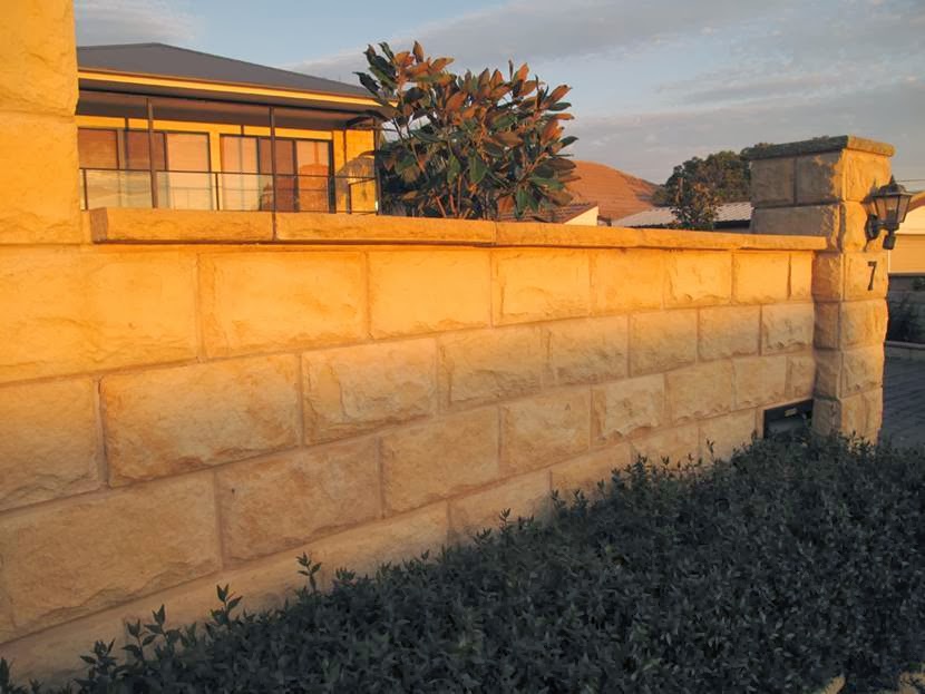 Stone Masonry | 16 Pavitt Cres, Wyong NSW 2259, Australia | Phone: (02) 4353 0036