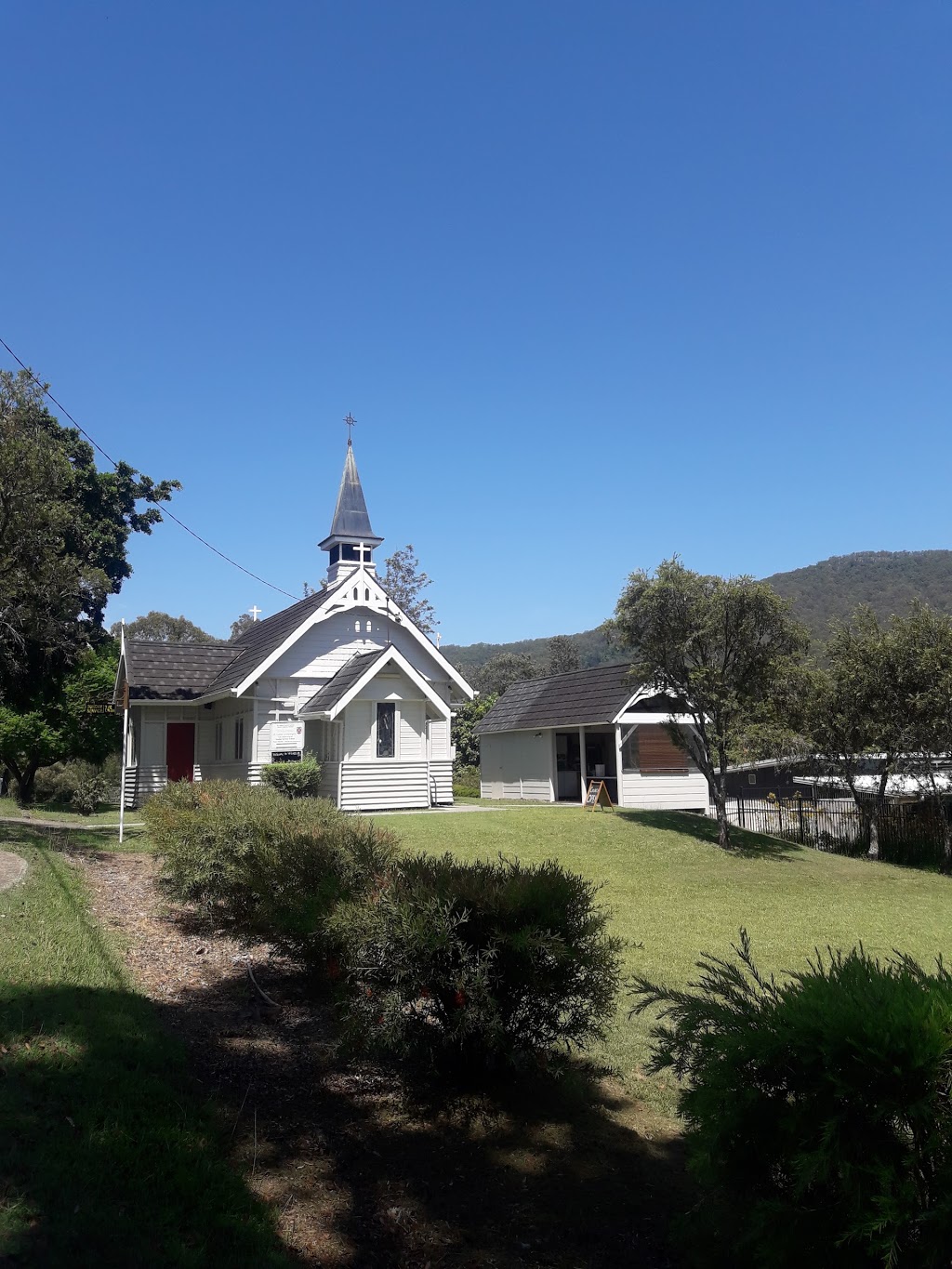 Saint Lukes Anglican Church | church | 15-21 Kidston St, Canungra QLD 4275, Australia | 0755452919 OR +61 7 5545 2919