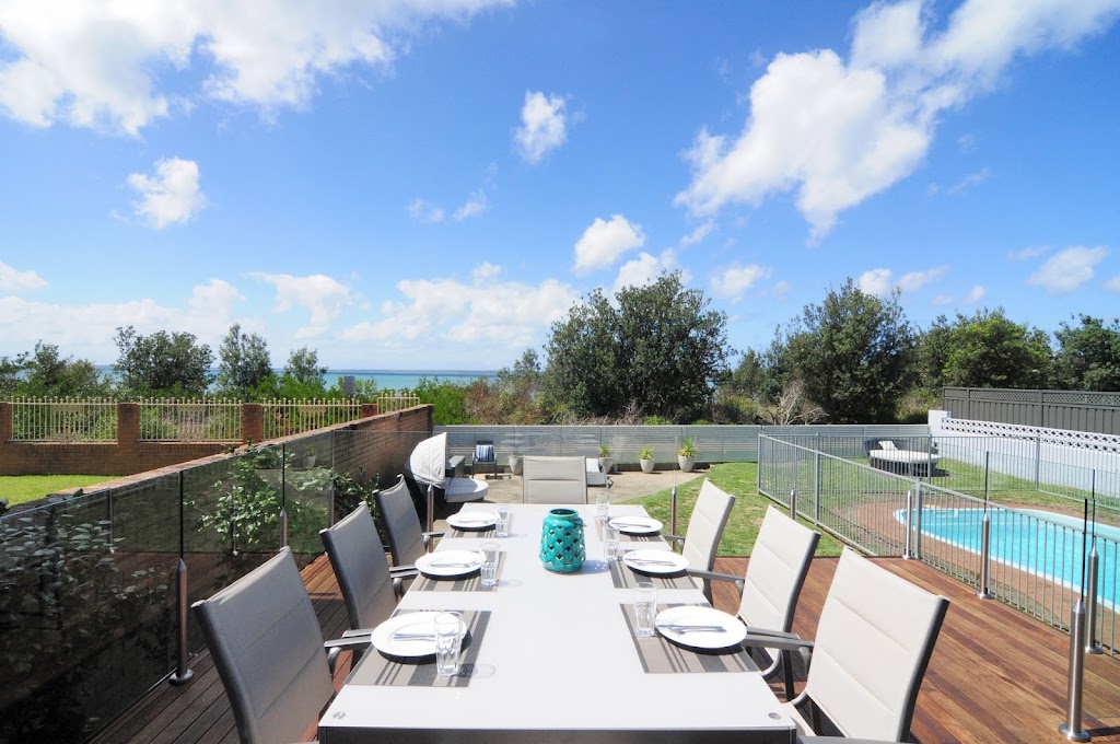 Bella Blu Beach House Vincentia | 126 Elizabeth Dr, Vincentia NSW 2540, Australia | Phone: (203) 803-8322