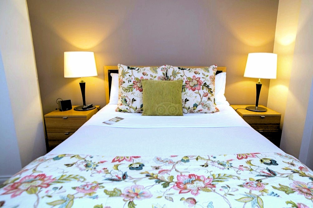 The Manor Apartment Hotel | 289 Queen St, Brisbane City QLD 4000, Australia | Phone: (07) 3319 4700