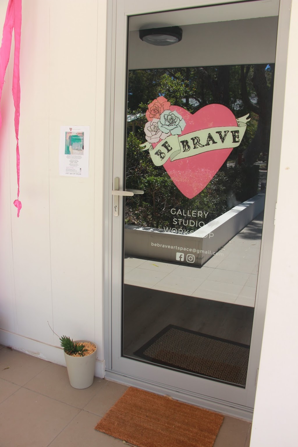 Be Brave Artspace | art gallery | Unit 15/5-7 Careel Head Rd, Avalon Beach NSW 2107, Australia