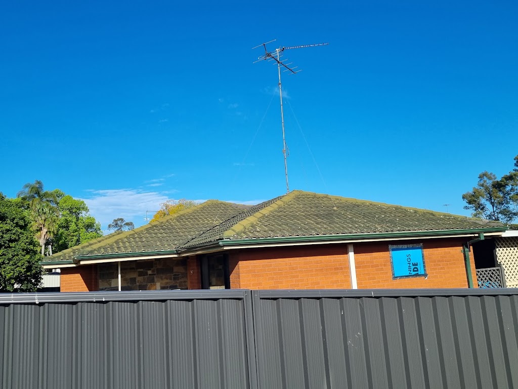 High Quality Roofworx | 15 Hillside Cct, Cranebrook NSW 2749, Australia | Phone: 0414 880 993 High Quality Roofworx | 15 Hillside Cct, Cranebrook NSW 2749, Australia | Phone: 0414 880 993