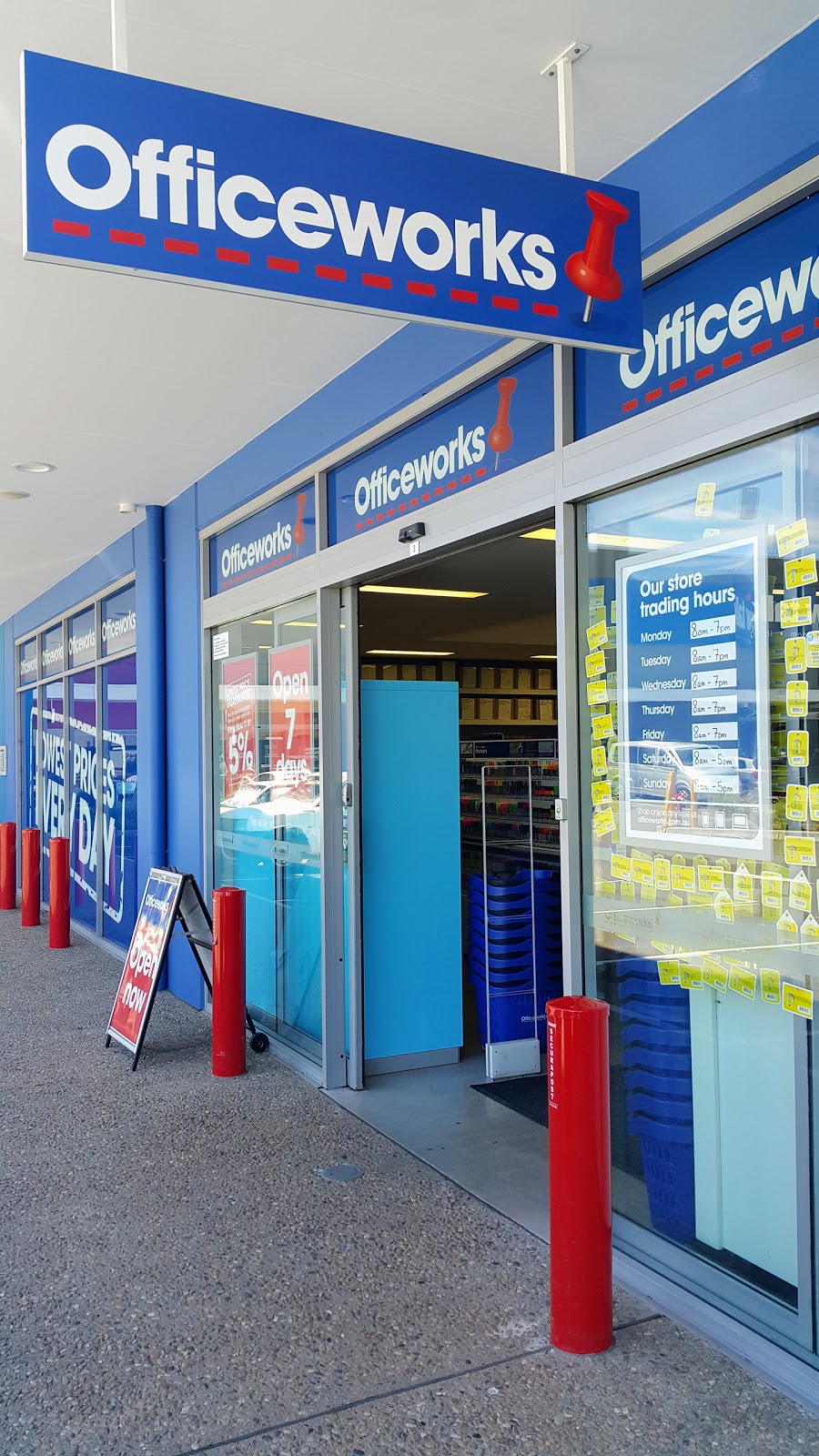 Officeworks Mittagong | furniture store | Showrm 3, 205 Old Hume Hwy, Mittagong NSW 2575, Australia | 0248601700 OR +61 2 4860 1700