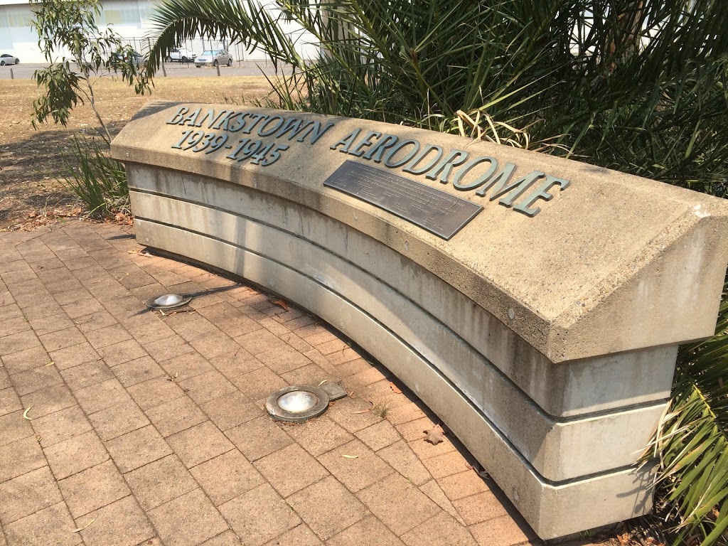 Bankstown Aerodrome World War II Memorial | park | Airport Ave, Bankstown Aerodrome NSW 2198, Australia