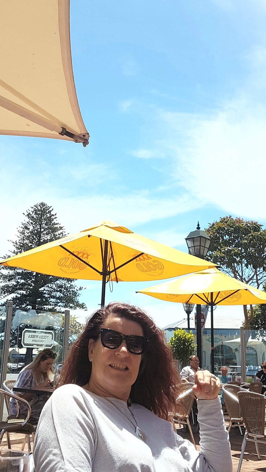 Crown hotel | 2 Ocean St, Victor Harbor SA 5211, Australia Crown hotel | 2 Ocean St, Victor Harbor SA 5211, Australia