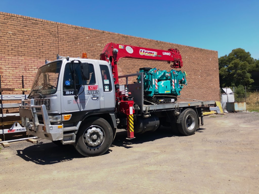 Komp Cranes | 41 Sages Rd, Glenroy VIC 3046, Australia | Phone: 0418 556 853