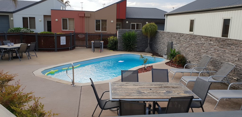 The Lakes Apartments | lodging | 35 Church St, Lakes Entrance VIC 3909, Australia | 0351551566 OR +61 3 5155 1566