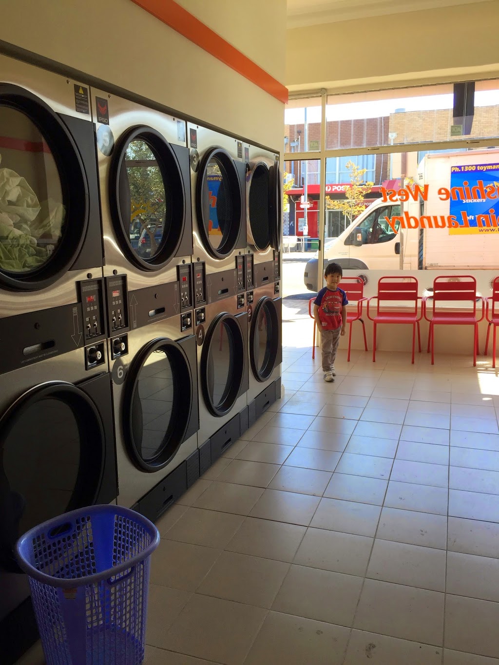 Sunshine West Coin Laundry | laundry | 91 Glengala Rd, melbourne VIC 3020, Australia | 0415982889 OR +61 415 982 889