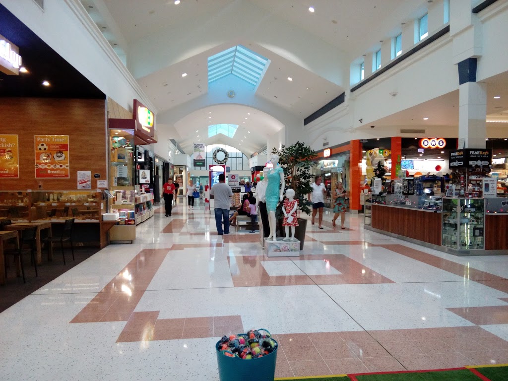 Runaway Bay Centre | shopping mall | 10/12 Lae Dr, Runaway Bay QLD 4216, Australia | 0755372566 OR +61 7 5537 2566