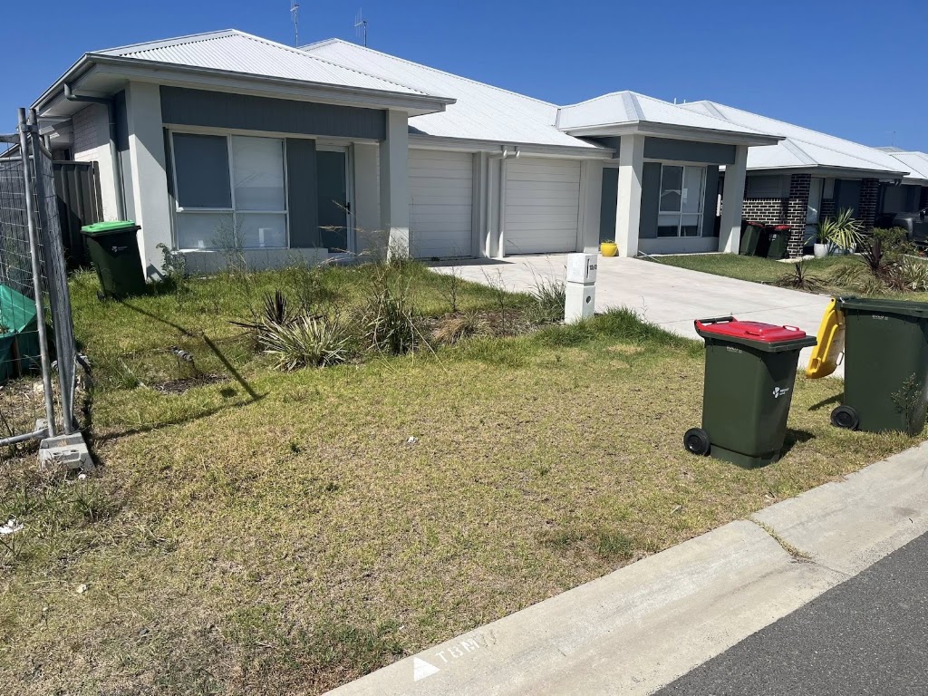 Blueys Coastal Contracting | 102 Green Point Dr, Green Point NSW 2428, Australia | Phone: 0412 666 003