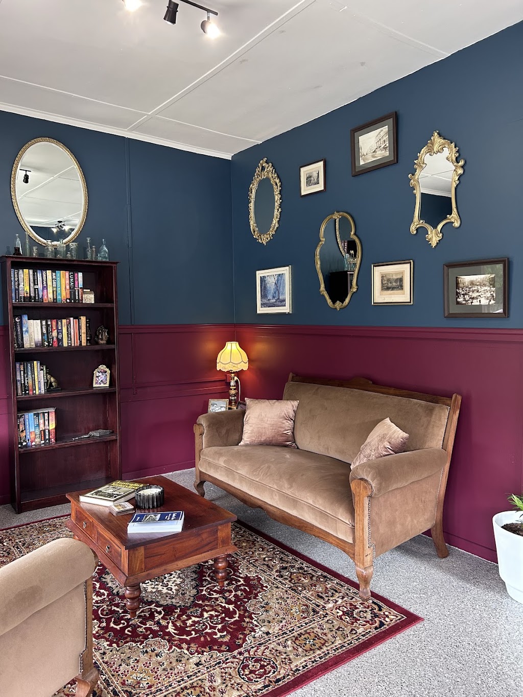 The Bookshop Barber | 30 Main St, Derby TAS 7264, Australia | Phone: 0424 989 151
