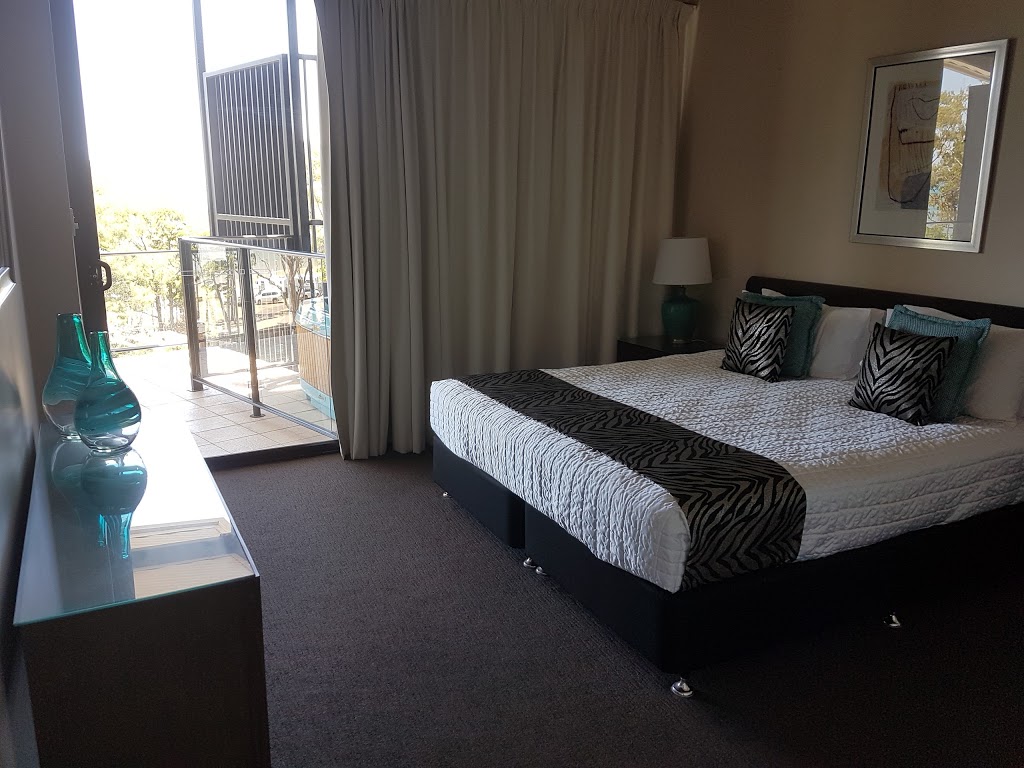 The Bay Apartments | lodging | 371 Charlton Esplanade, Torquay QLD 4655, Australia | 0741941118 OR +61 7 4194 1118