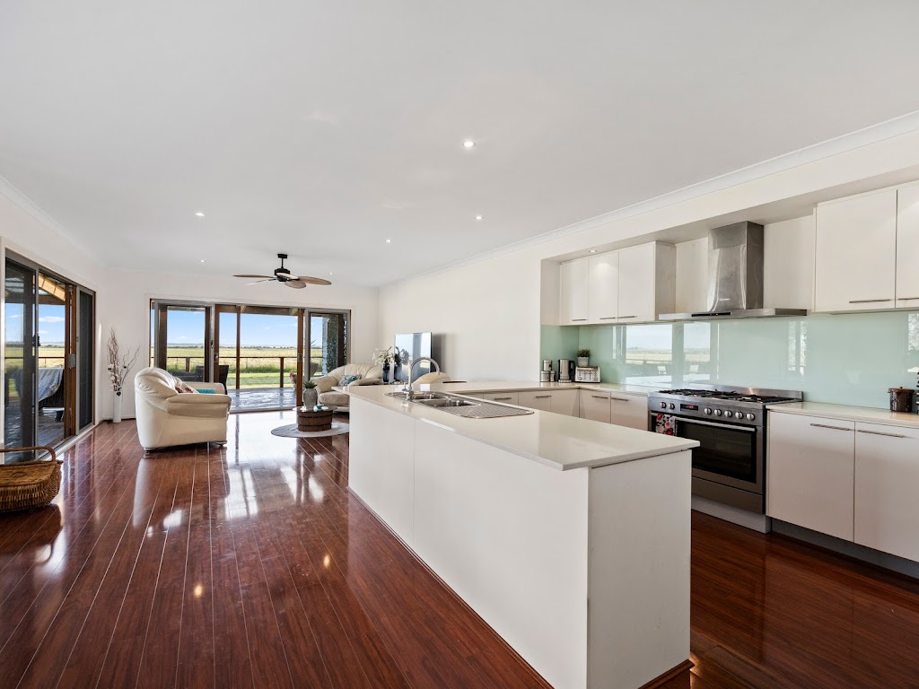 One Lifestyle Real Estate | Suite 141/4 McCartin St, Leongatha VIC 3953, Australia | Phone: (03) 5618 0009