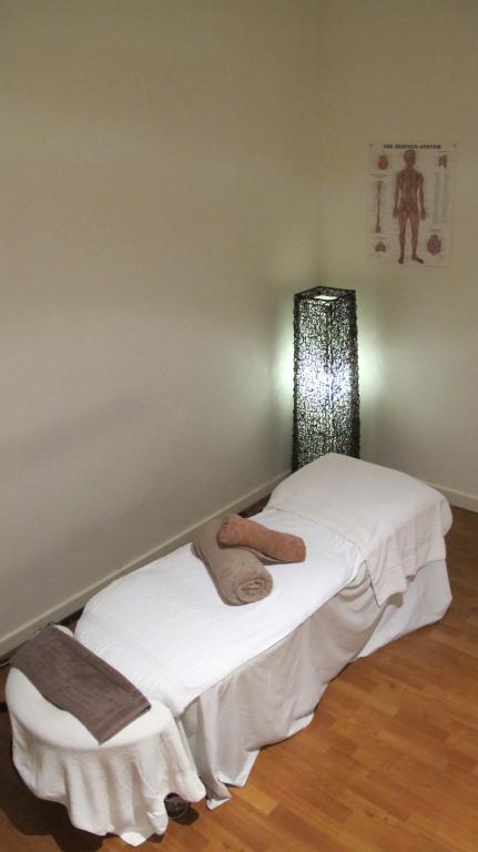 Eclipse Therapies - Myotherapy, Remedial Massage & Transformatio | 161 Canterbury Road, Toorak, Melbourne VIC 3142, Australia | Phone: (03) 9827 7515
