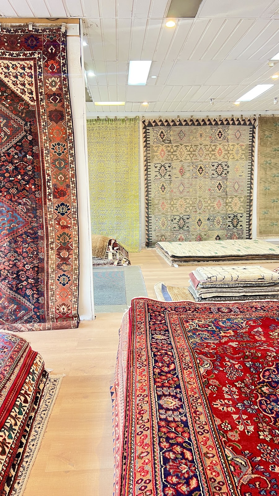 The Persian Carpet Gallery Rosedale | 37 Prince St, Rosedale VIC 3847, Australia | Phone: 1800 200 028