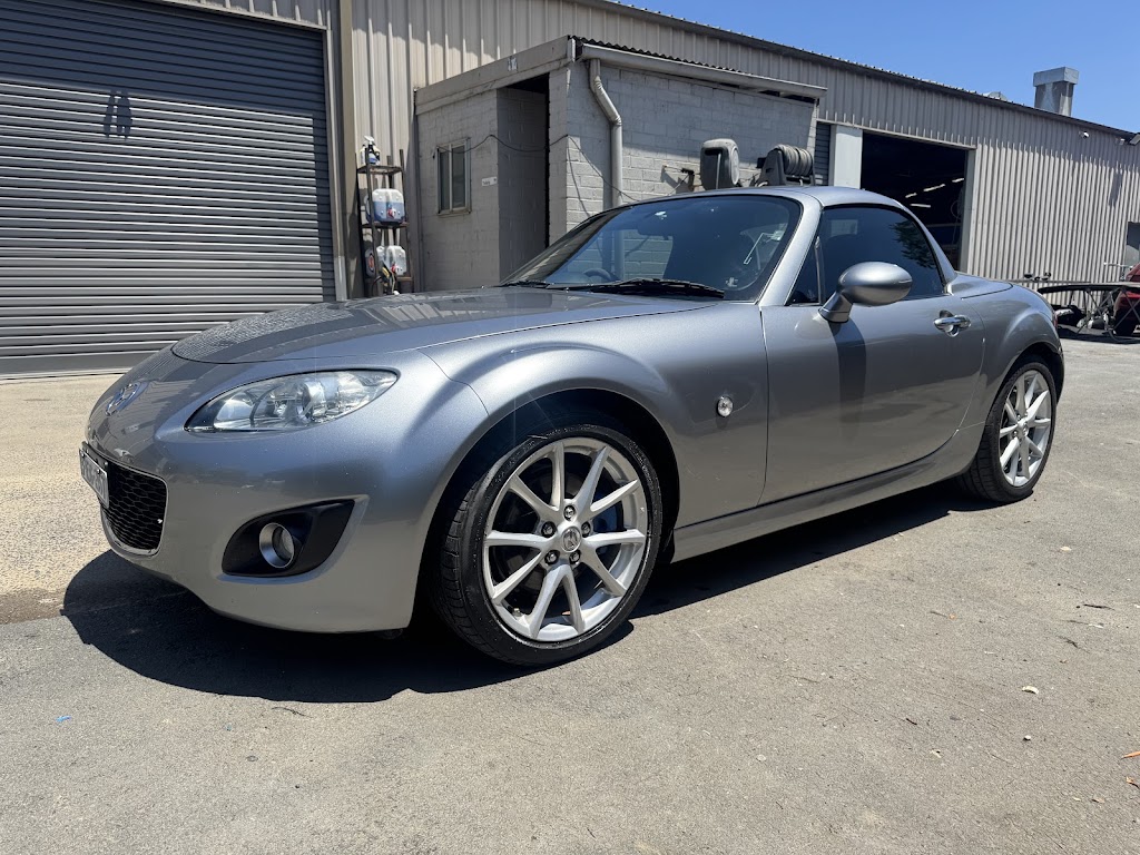 Weston Bodyworks | 2790 Remembrance Driveway, Tahmoor NSW 2573, Australia | Phone: (02) 4683 1462