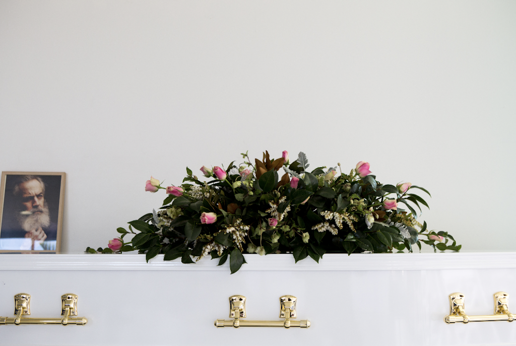 Sydney Funerals Co. - Joy Rulewski - LUDDENHAM | 118 Queenshill Dr, Luddenham NSW 2745, Australia | Phone: (02) 8328 0700
