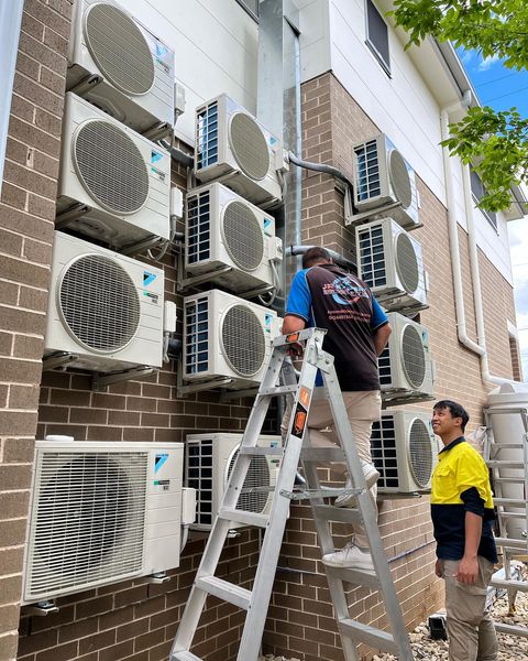 Jr Expert Services/ Airconditioning Installation & Services | 36 Traminer Pl, Minchinbury NSW 2770, Australia | Phone: 0424 467 644