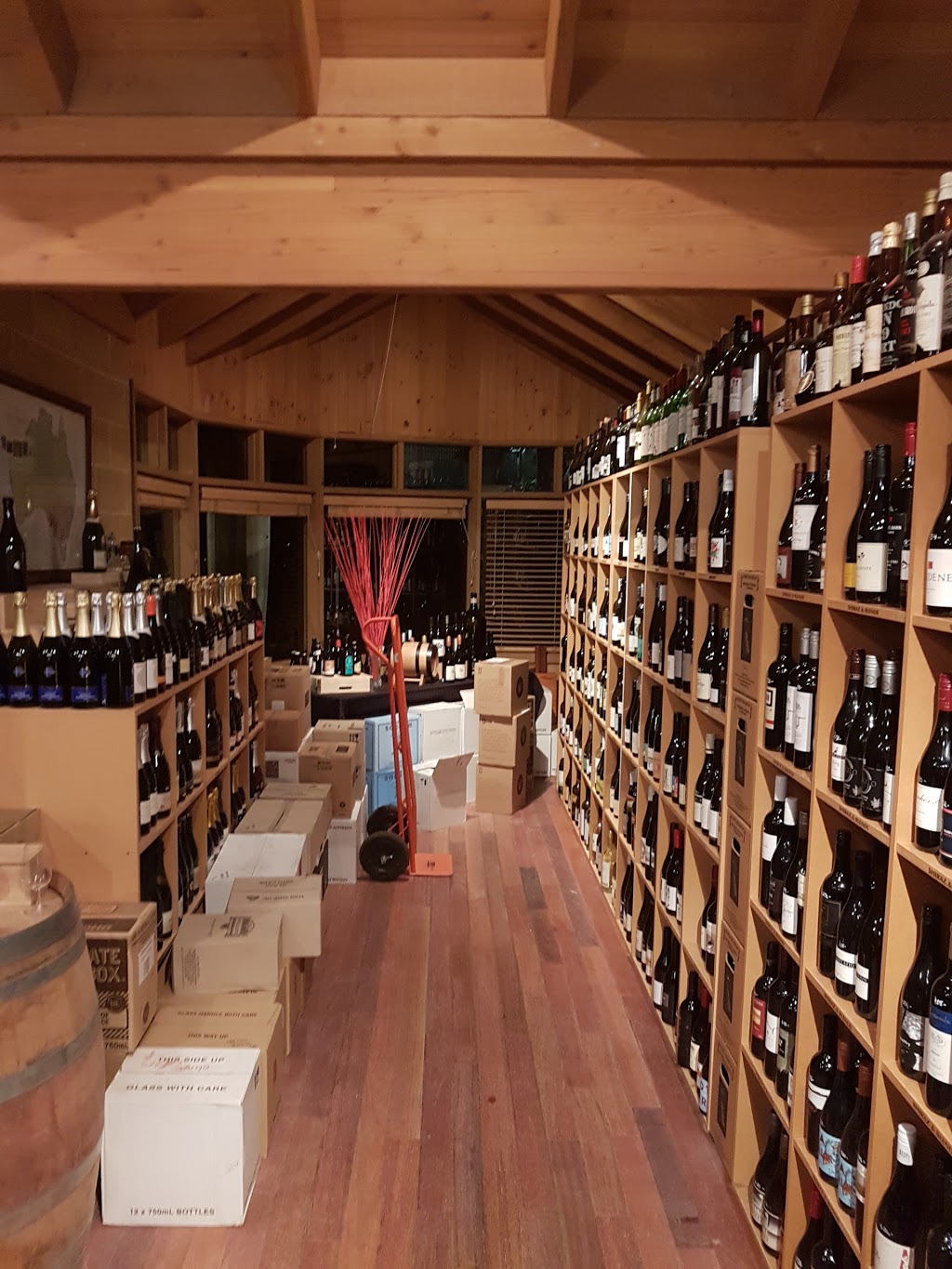 Olinda Cellars | 7/540 Mount Dandenong Tourist Rd, Olinda VIC 3788, Australia | Phone: (03) 9751 0999