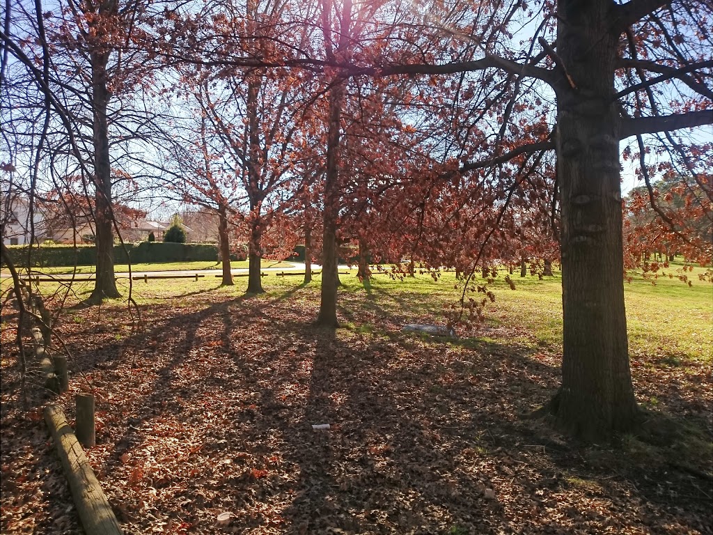 Yarralumla Bay Oval | park | Yarralumla ACT 2600, Australia