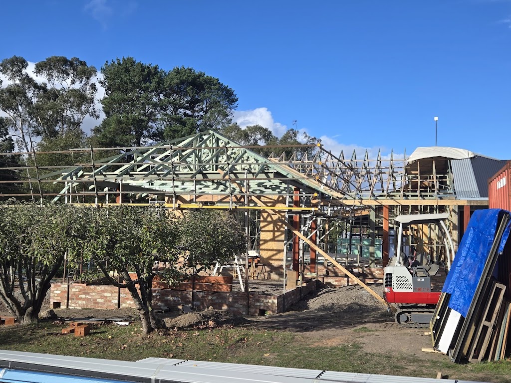 Diamond Trusses Woodend Vic 3442 | 988 Black Forest Dr, Woodend VIC 3442, Australia | Phone: 0414 634 865