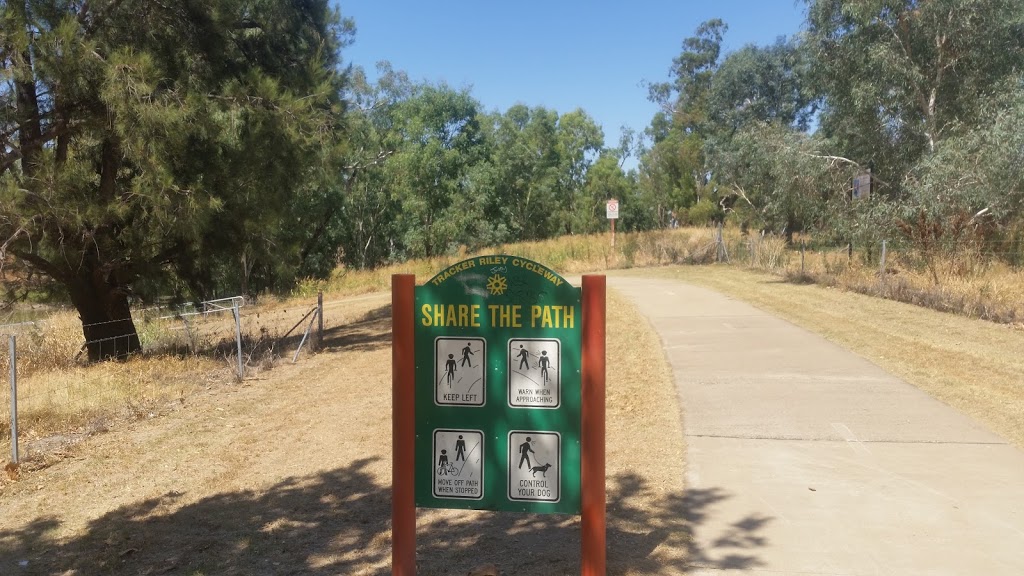 Lady Cutler Oval South B | park | Dubbo NSW 2830, Australia