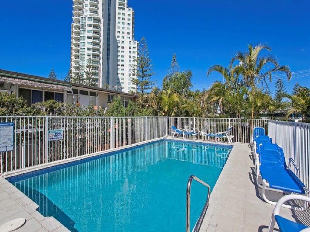 Santa Anne by the Sea | 15 Anne Ave, Broadbeach QLD 4218, Australia | Phone: (07) 5538 5455