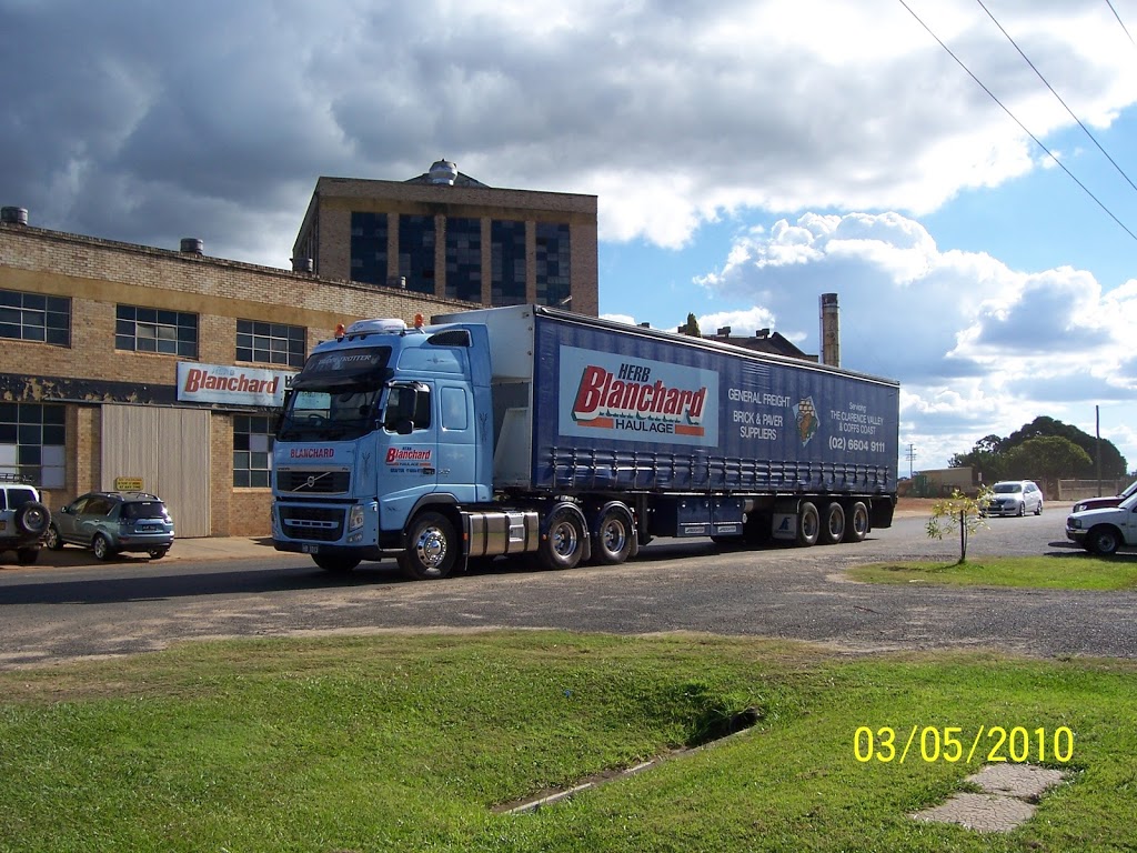 Herb Blanchard Haulage | moving company | 373 Fry St, Grafton NSW 2460, Australia | 0266049111 OR +61 2 6604 9111