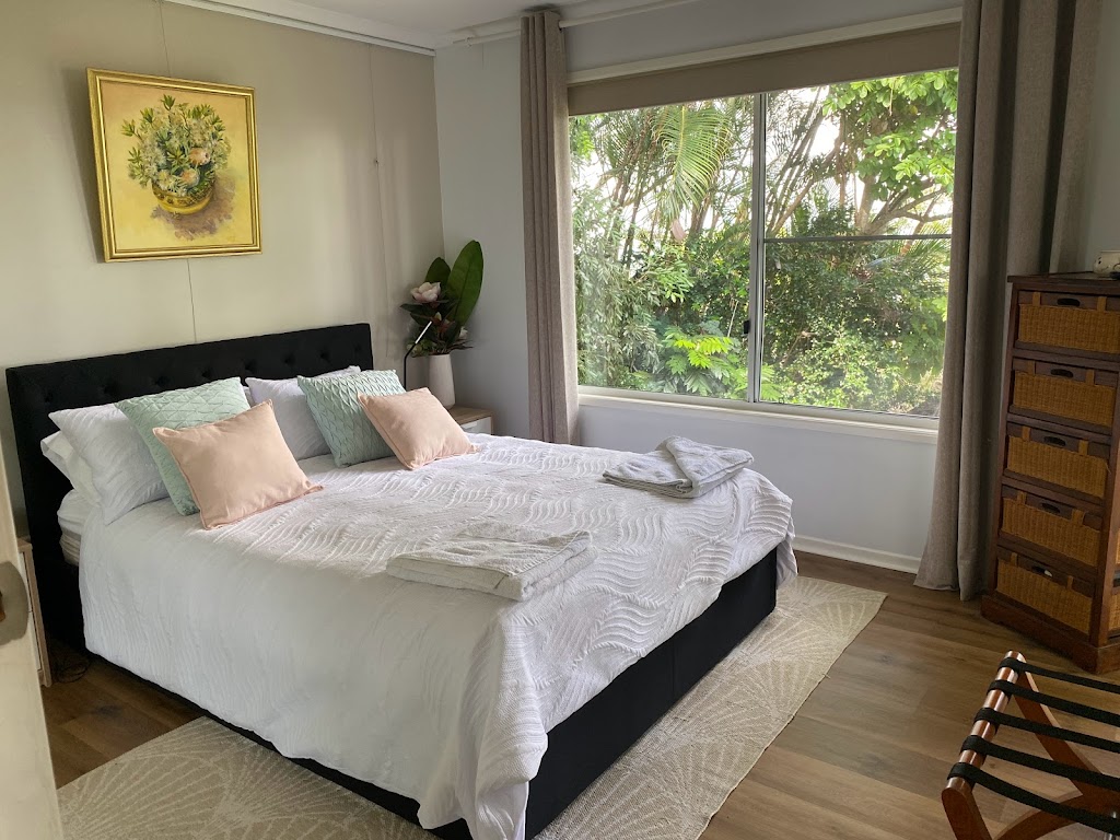Paloma B and B | 53 Attunga St, Macleay Island QLD 4184, Australia | Phone: 0418 887 134