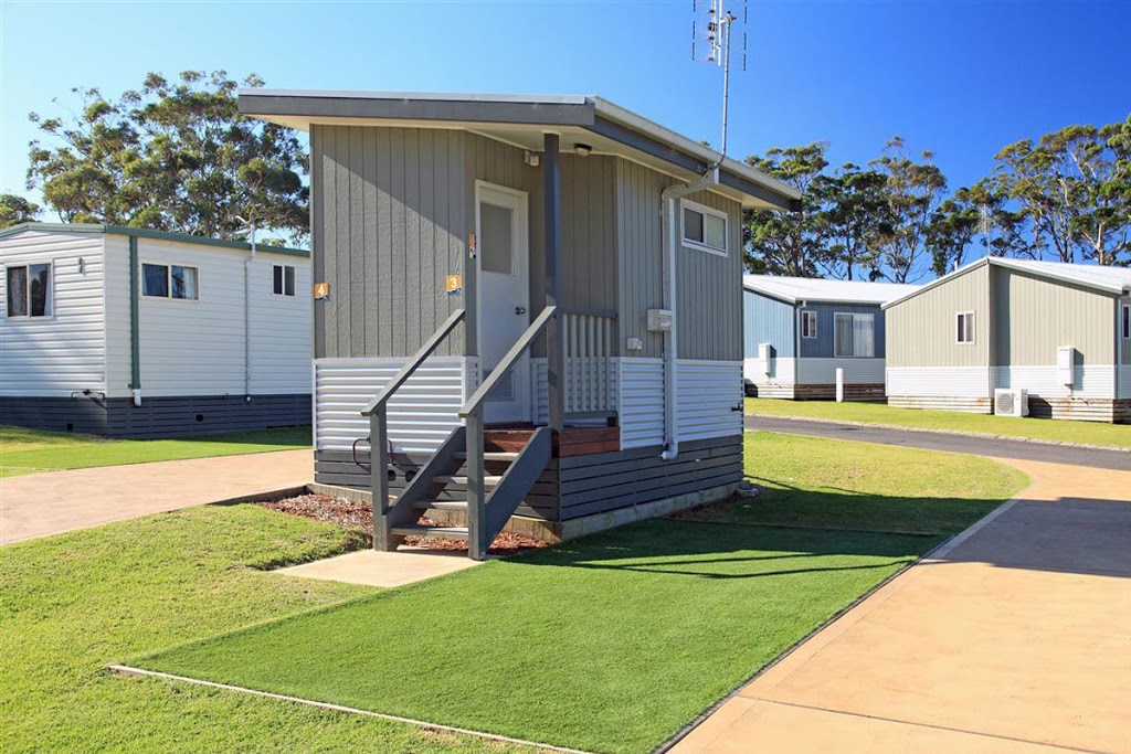 Holiday Haven White Sands | campground | 2 Beach St, Huskisson NSW 2540, Australia | 1300733028 OR +61 1300 733 028