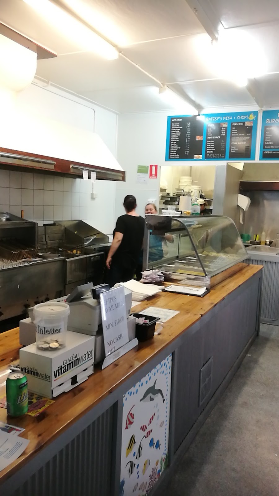 Batesys Takeaway And Seafood | meal takeaway | 1/176 Jacobs Dr, Sussex Inlet NSW 2540, Australia | 0244410777 OR +61 2 4441 0777