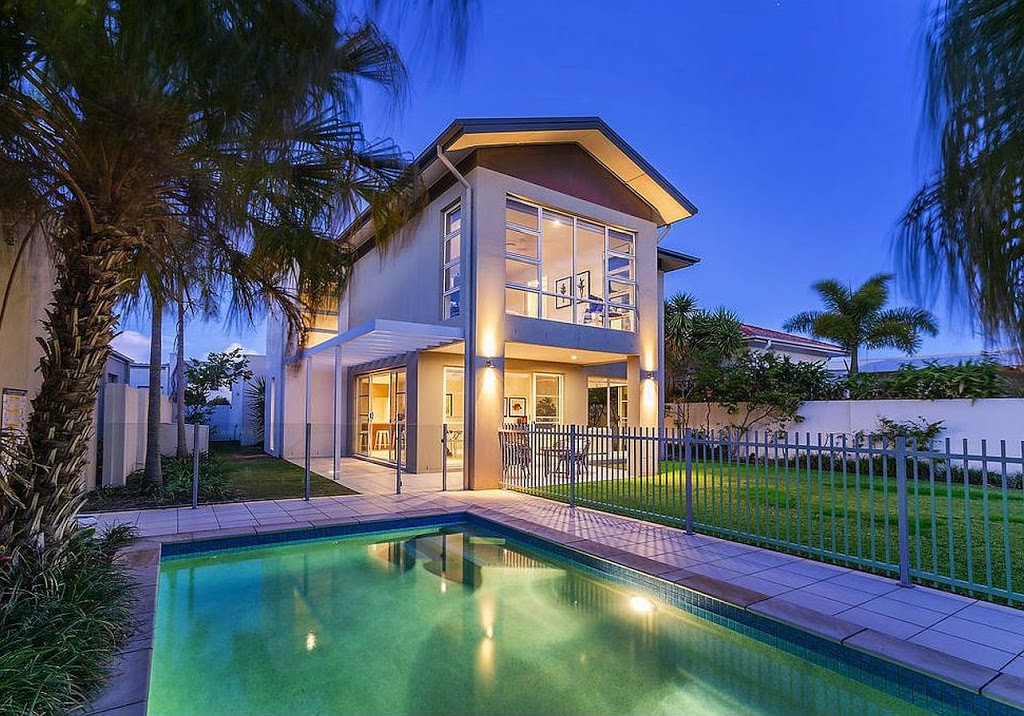 Gold Coast Buyers Agents | real estate agency | 12 Pinehurst Pl, Robina QLD 4226, Australia | 1300515995 OR +61 1300 515 995