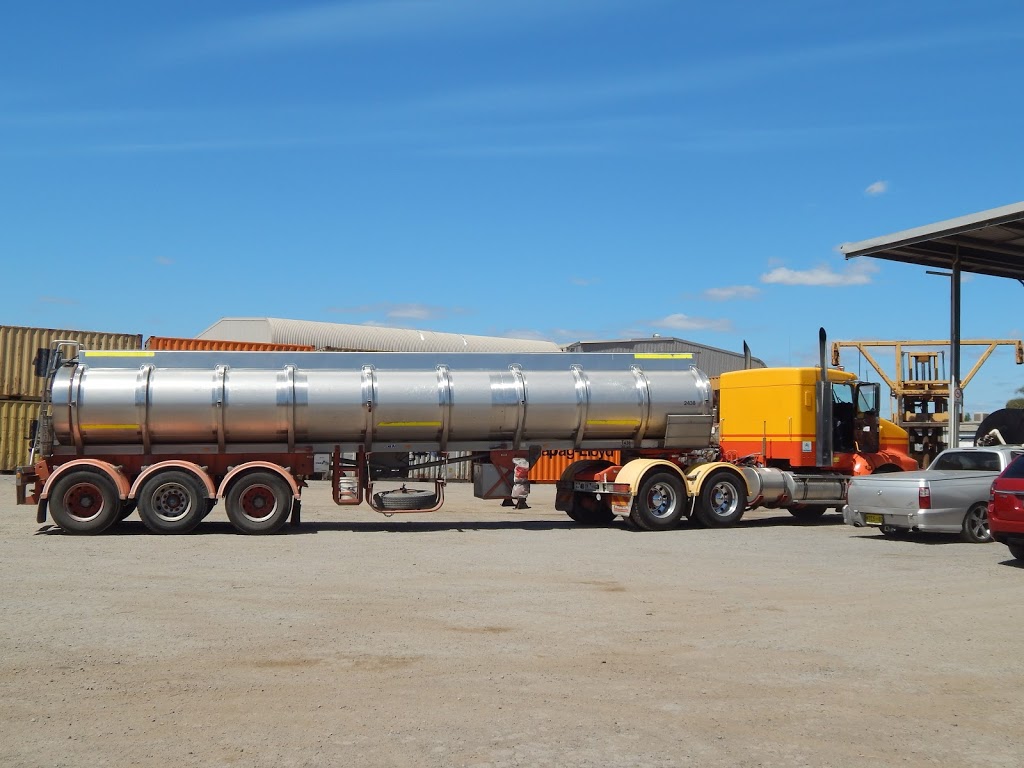 Neilson Tanker Cleaning Service | 18/20 Hines Rd, Wingfield SA 5013, Australia | Phone: (08) 8244 4072