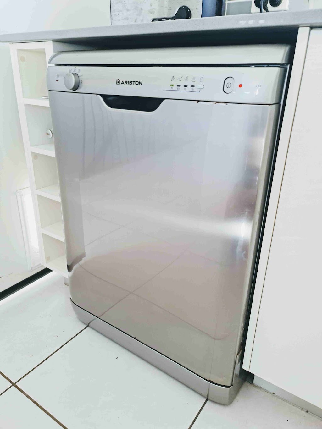 Gold Coast Professional Appliance Repairs South | Rawlinna Dr, Mermaid Waters QLD 4218, Australia | Phone: 0423 534 766