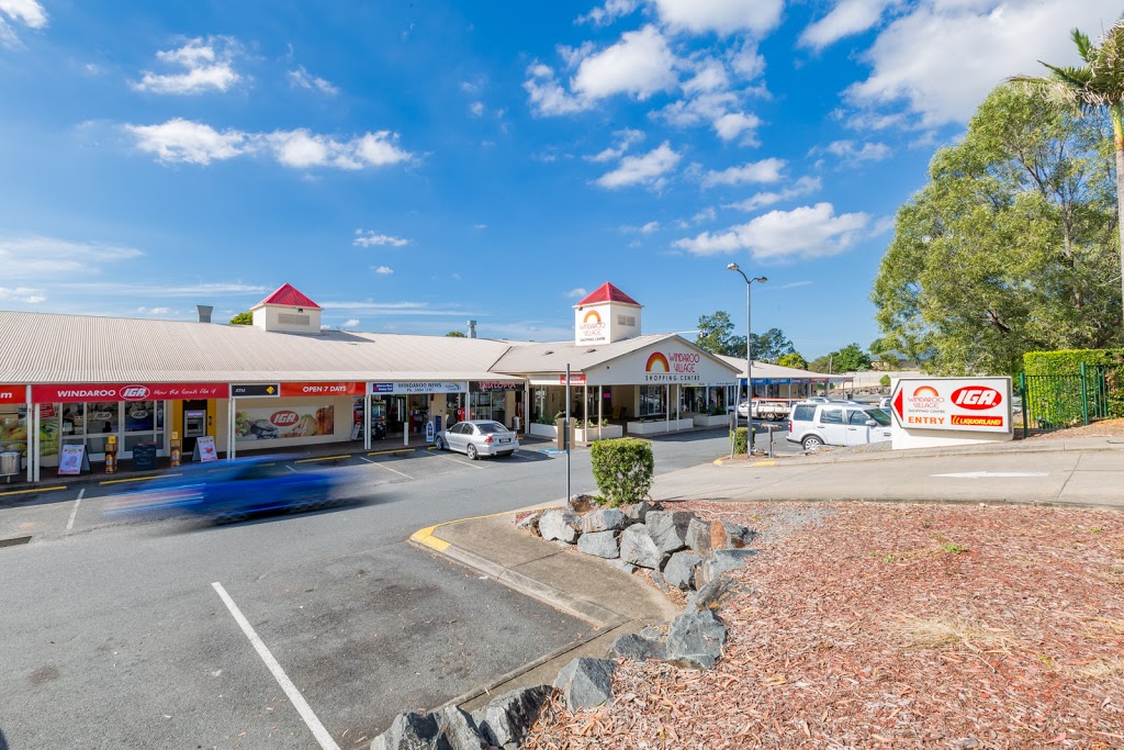 Windaroo Village | shopping mall | 2 Carl Heck Blvd, Windaroo QLD 4207, Australia | 0468955564 OR +61 468 955 564