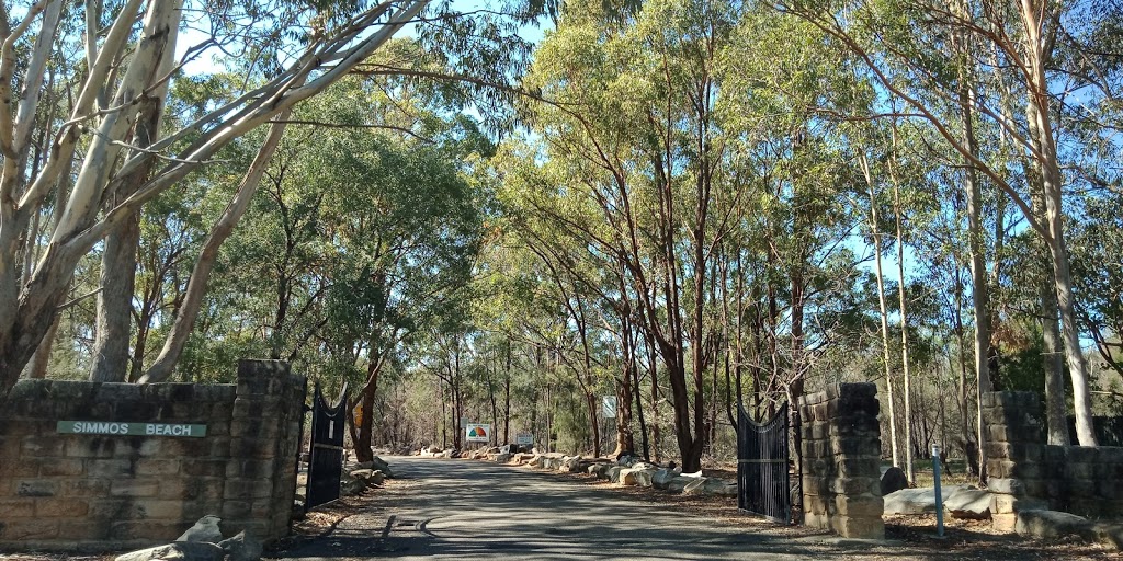 Loftus Reserve | park | 15 Bromus Pl, Macquarie Fields NSW 2564, Australia | 0246454000 OR +61 2 4645 4000