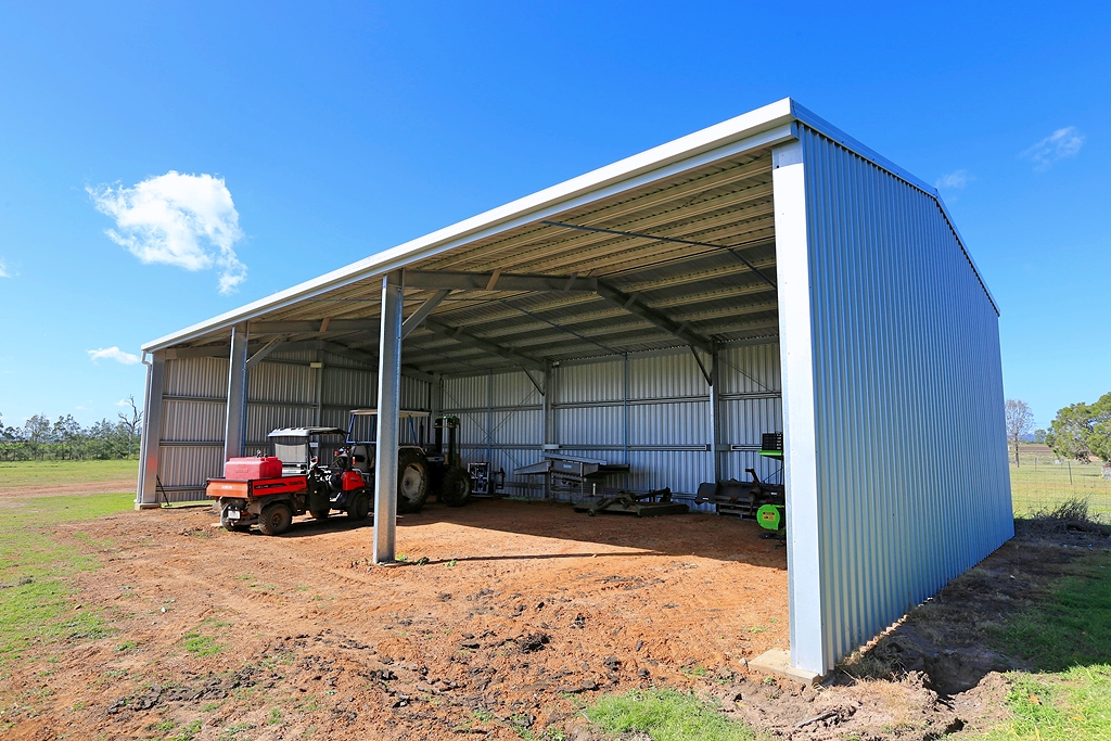 R&F Steel Buildings Warwick | general contractor | 97A McEvoy St, Warwick QLD 4370, Australia | 0746619835 OR +61 7 4661 9835