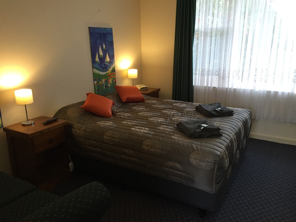 Blue Lake Motel | 1 Kennedy Ave, Mount Gambier SA 5290, Australia | Phone: (08) 8725 5211